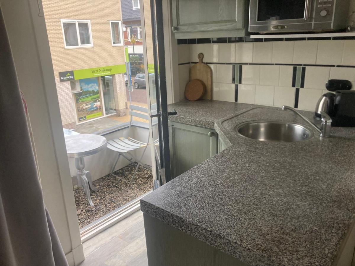 City-Apartment Een Hele Verdieping Voor Jezelf Midden In Het Centrum Άπελντουρν Εξωτερικό φωτογραφία